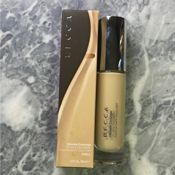 New Becca Cosmetics Ultimate Coverage Foundation Shell - Picture 1 of 3